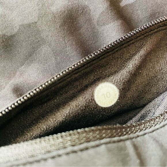 Lululemon SIZE 10 TALL Pace Rival MR midrise pleated skirt - Heritage Multi Camo - Picture 3 of 5